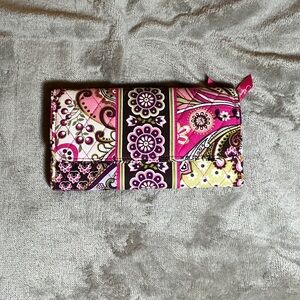 Vera Bradley Pink Floral Paisley Quilted Wallet